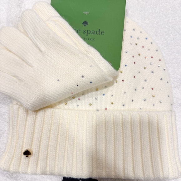 NWT Kate Spade Hat & Gloves Set Cream Multicolored Crystal Embellishment - Picture 3 of 8